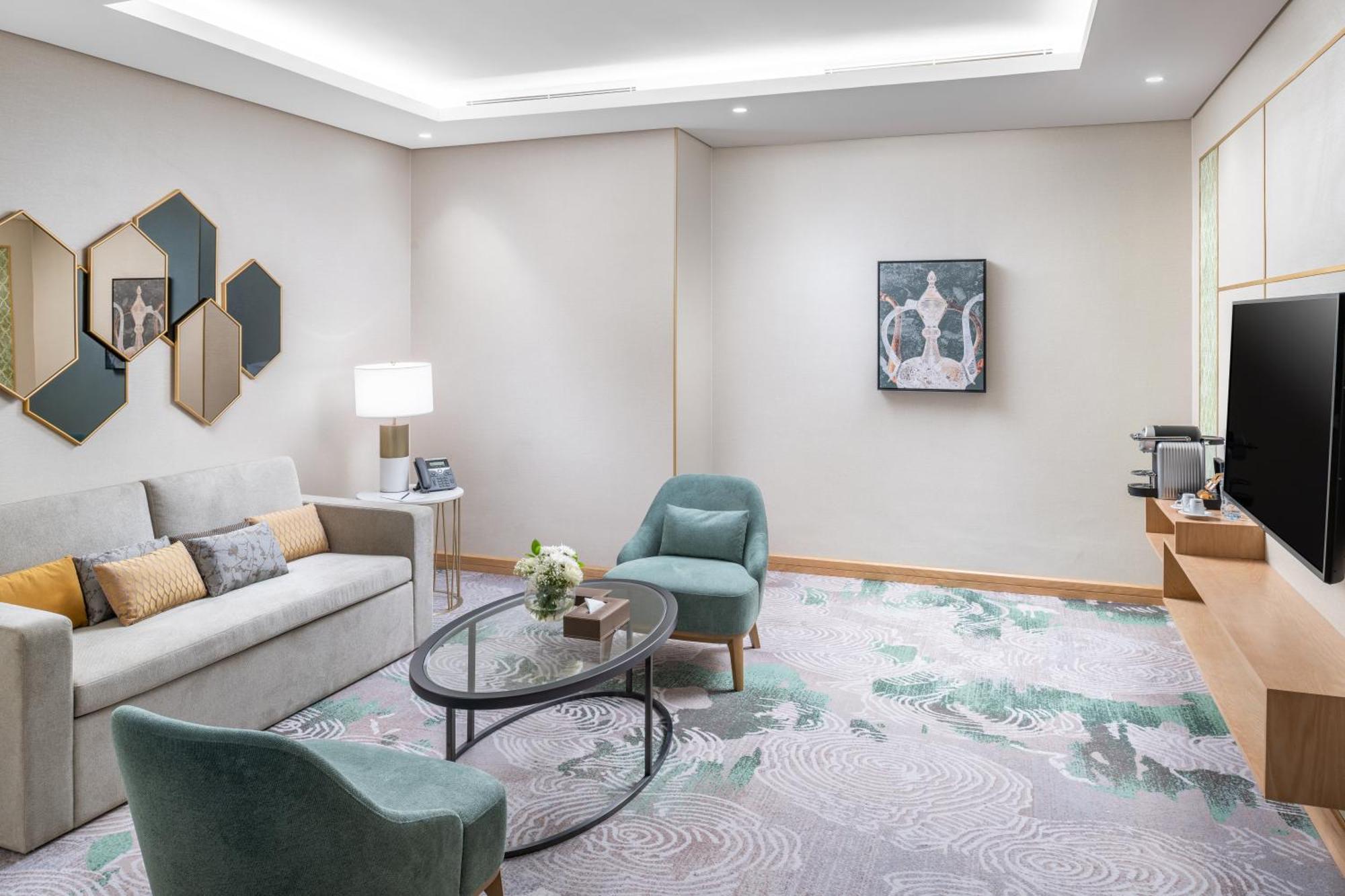 Taiba Suites Madinah Medina Ngoại thất bức ảnh A suite at the hotel