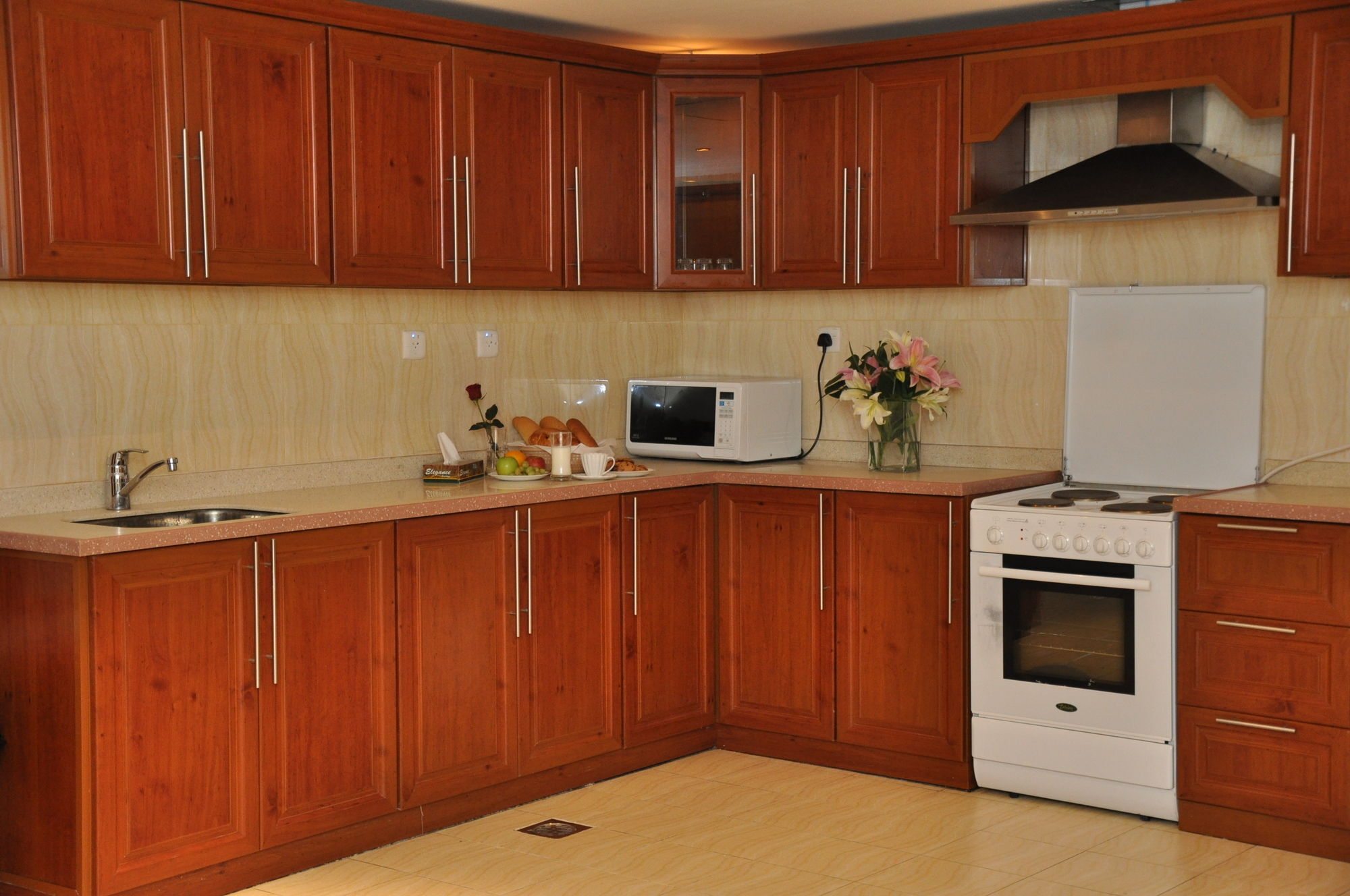 Taiba Suites Madinah Medina Ngoại thất bức ảnh A modern kitchen